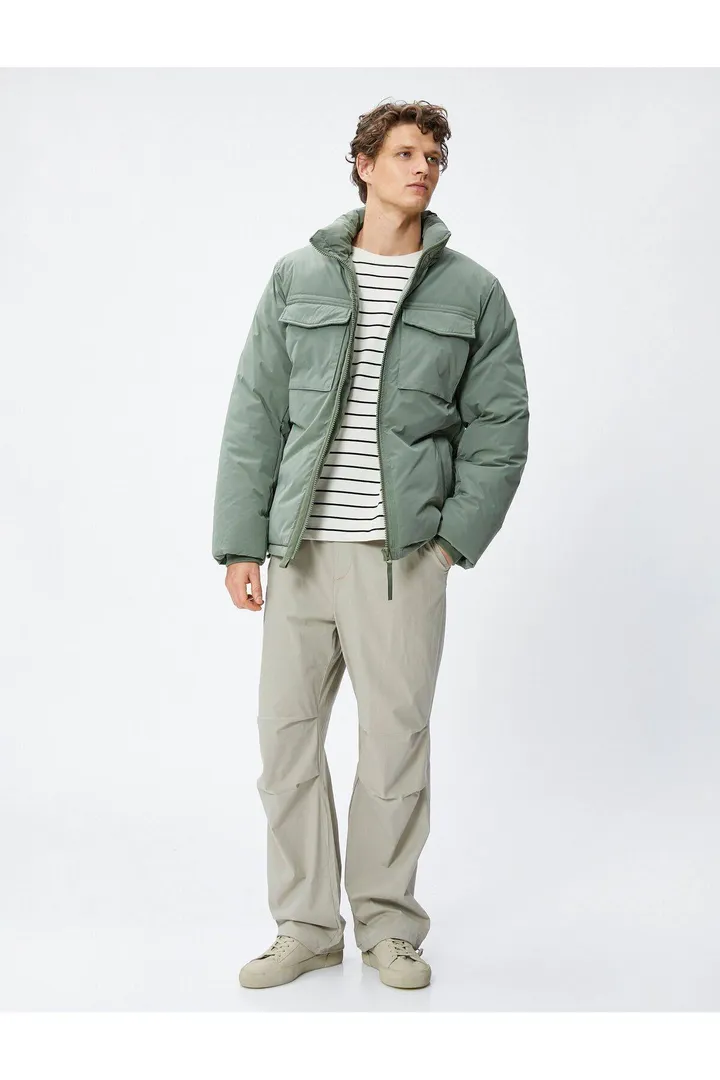 <span class="text-styled__StyledSpan-sc-d280c10c-1 dvOaRP">Koton< span>جیب زیپی یقه کلاسیک ژاکت Anorak با جزئیات