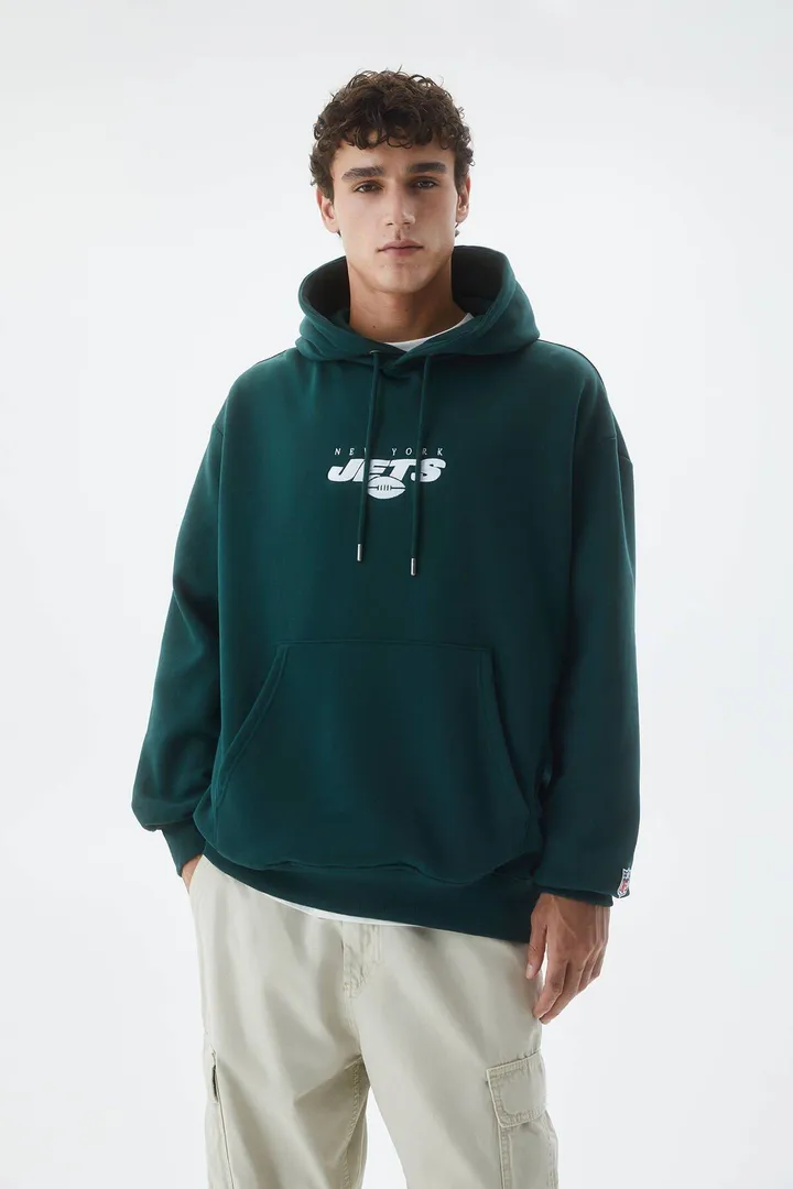 <span class="text-styled__StyledSpan-sc-d280c10c-1 dvOaRP">Pull & Bear< span>سویشرت کلاهدار NFL New York Jets