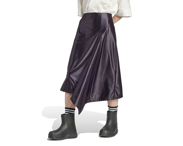 <span class="text-styled__StyledSpan-sc-d280c10c-1 dvOaRP">Adidas< span>دامن روزانه Satin Skirt