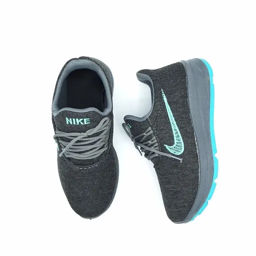 کتونی اسپرت نایک Nike زیره پیو و کاملا تزریق خیلی بادوام باکیفیت عالی رویه بافت درجه یک رنگ زغال سنگی  مشهد کفش33157