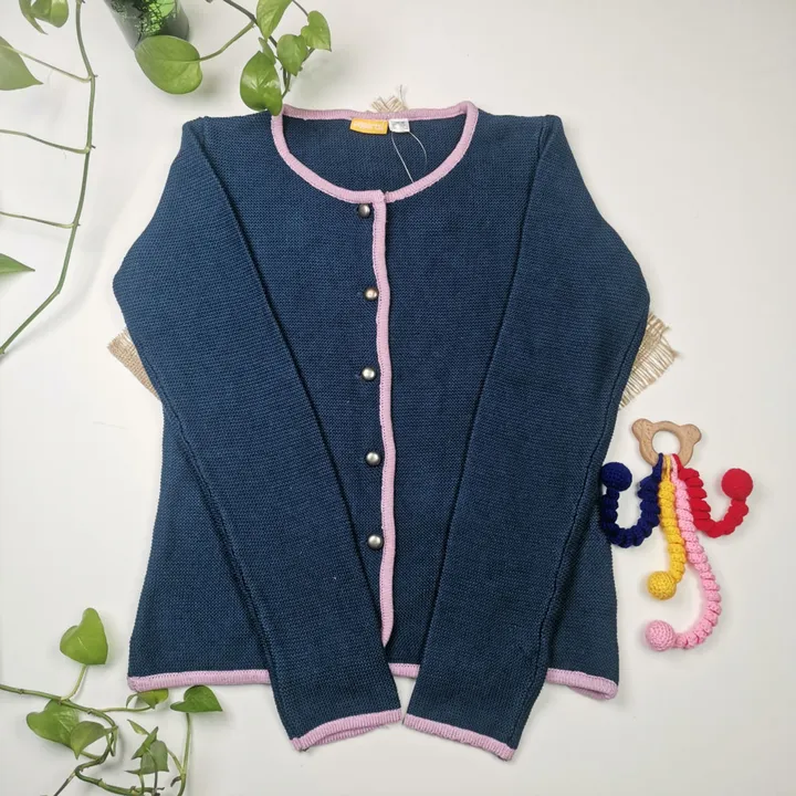 ژاکت بافت دخترانه آستین بلند برند pepperts طرح دکمه دار سرمه‌ای رنگ – 8 تا 10 س�ال