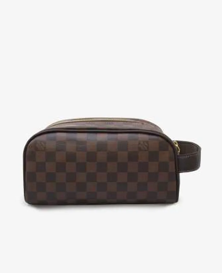 کیف آرایشی و بهداشتی Louis Vuitton