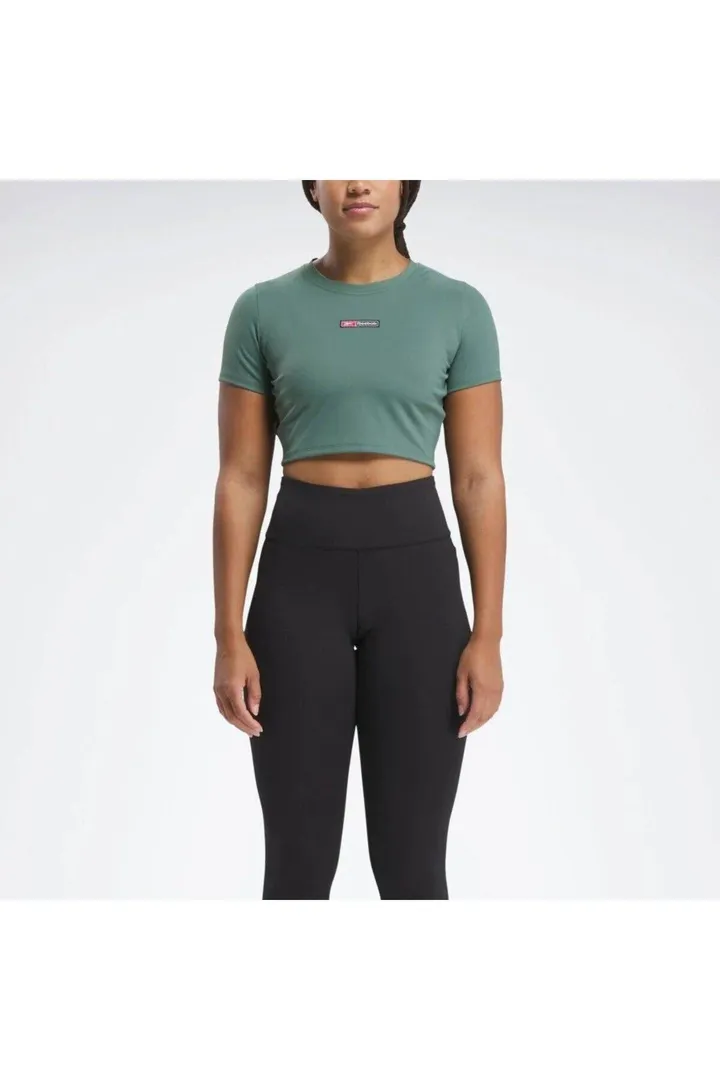 <span class="text-styled__StyledSpan-sc-d280c10c-1 dvOaRP">Reebok< span>تیشرت زنانه یقه گرد زنانه بولد کراپ لوکس