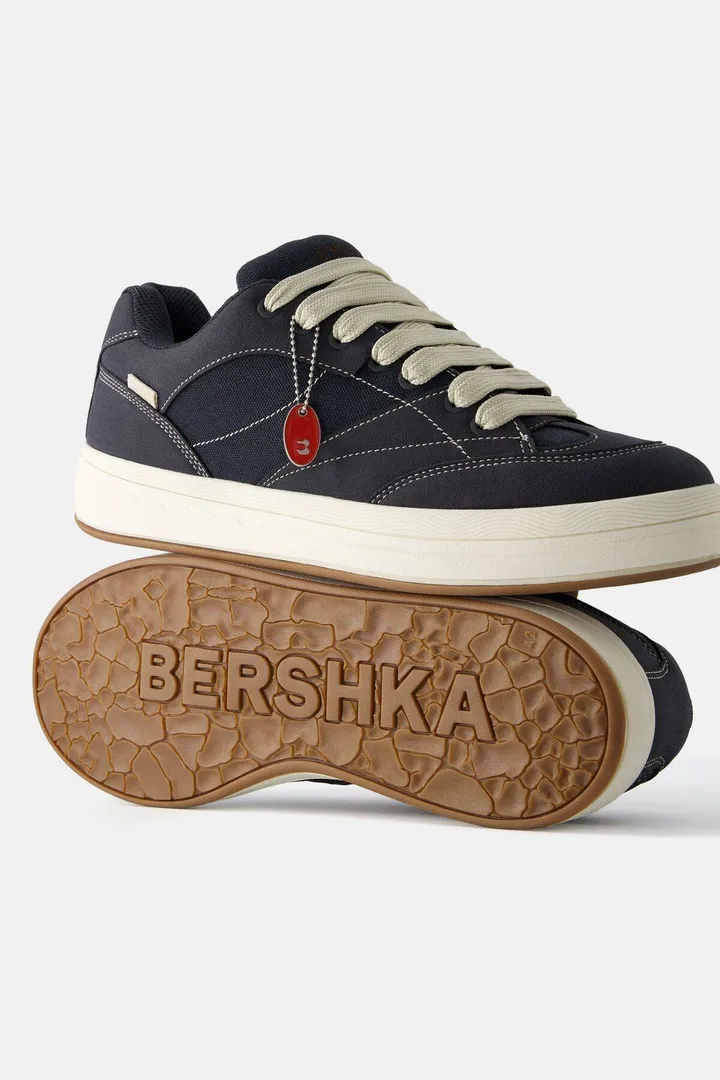 <span class="text-styled__StyledSpan-sc-d280c10c-1 dvOaRP">Bershka< span>کفش اسپرت مردانه اسکیت