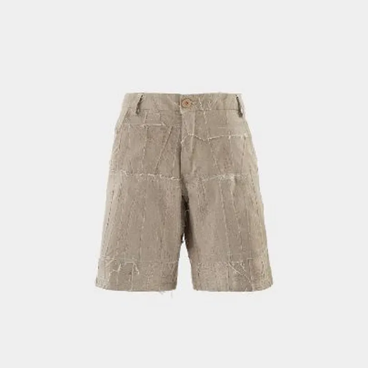 شلوارک تکه‌ دوزی شده