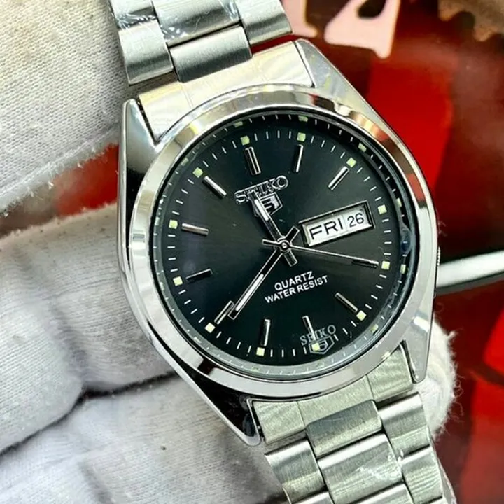 ساعت مردانه دو تقویم شیشه حک دار سیکو5 موتور ژاپن SEIKO 5