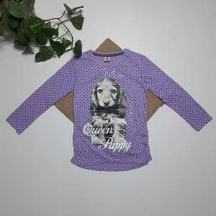 بلوز دخترانه آستین بلند طرح هاپو نگین دار و بغل چین دار بنفش رنگ – 6 سال