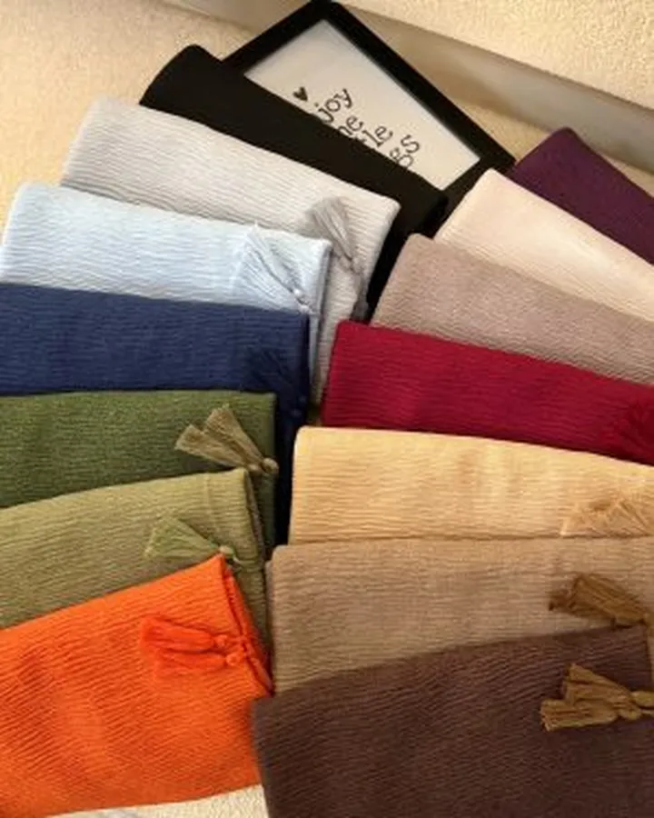 شال پلیسه منگو