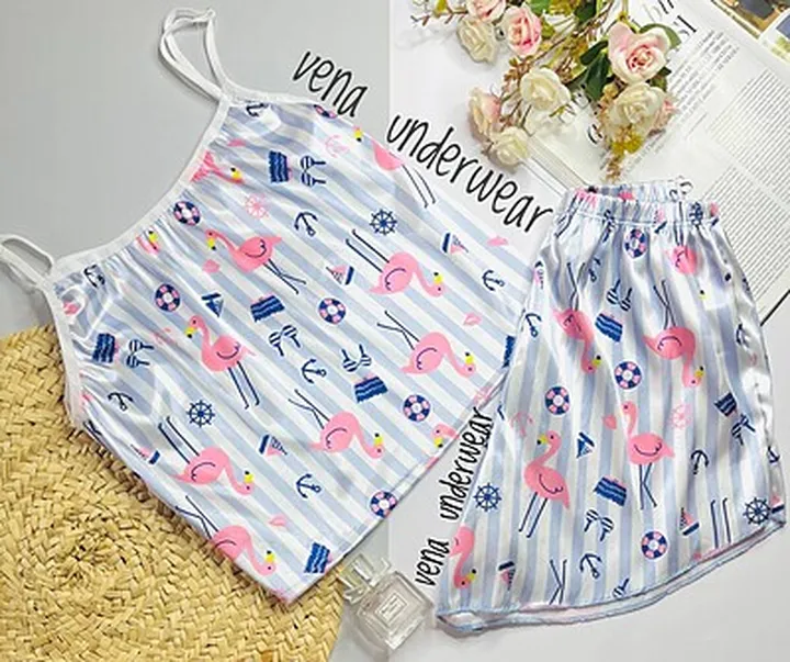 لباس خواب ساتن زنانه دو تکه طرح فلامینگو