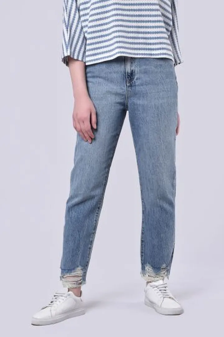 شلوار جین مام فیت