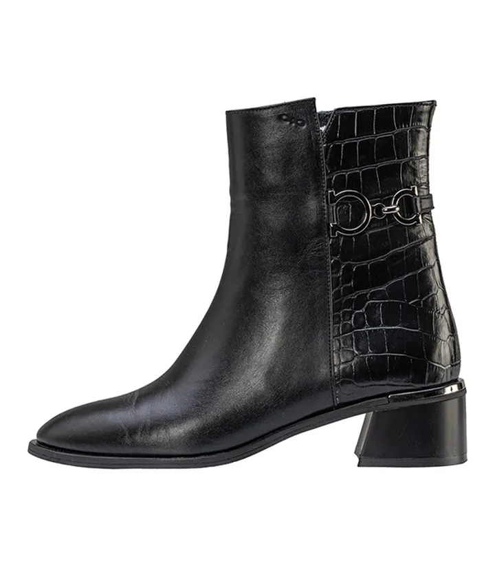 بوت زنانه صاد