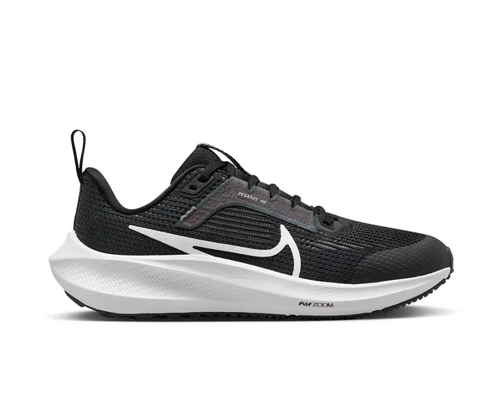 <span class="text-styled__StyledSpan-sc-d280c10c-1 dvOaRP">Nike< span>کفش دویدن جوانان Air Zoom Pegasus 40