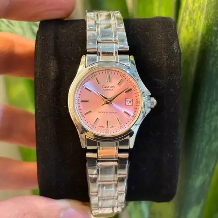 ساعت زنانه عقربه ای کاسیو CASIO صفحه گرد صورتی بند استیل نقره ایی ضدآب کد 9191