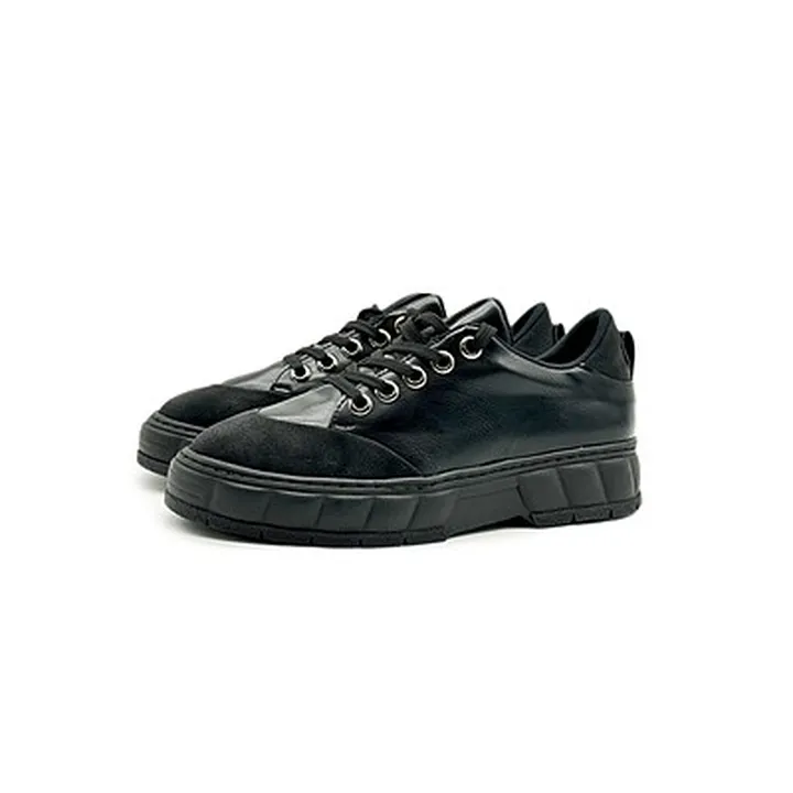 کفش راحتی زنانه استرادیواریوس مدل Stradivarius Sneakers - SKB0114