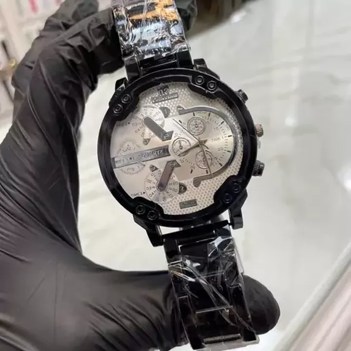 ساعت مچی مردانه دیزل DIESEL طرح کالکشن با جعبه و ارسال رایگان رنگبندی