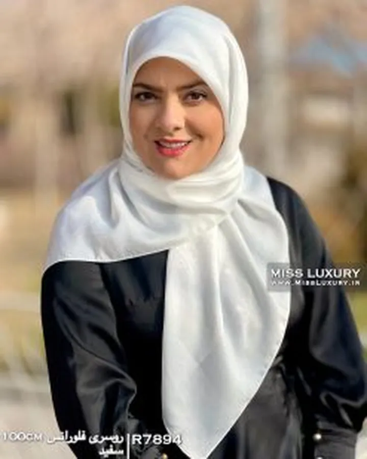 روسری مجلسی فلورانس سفید R7894