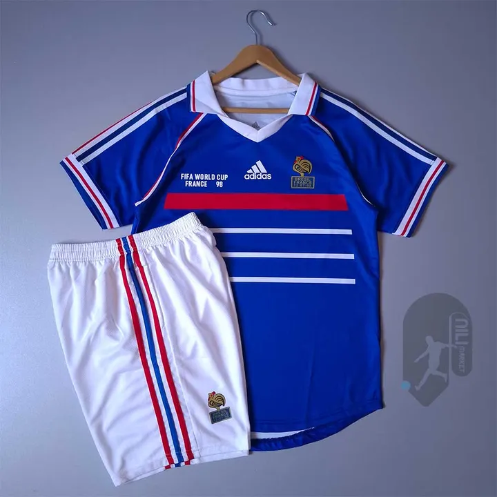 لباس کلاسیک فرانسه (ورژن پلیر - جام جهانی سال 1998) به همراه شورت ورزشی
