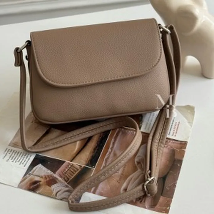 کیف دوشی دخترانه مدل  آرالیا