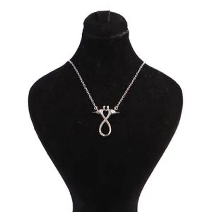 گردنبند نقره زنانه جی تی ای مدل جی نایس 88