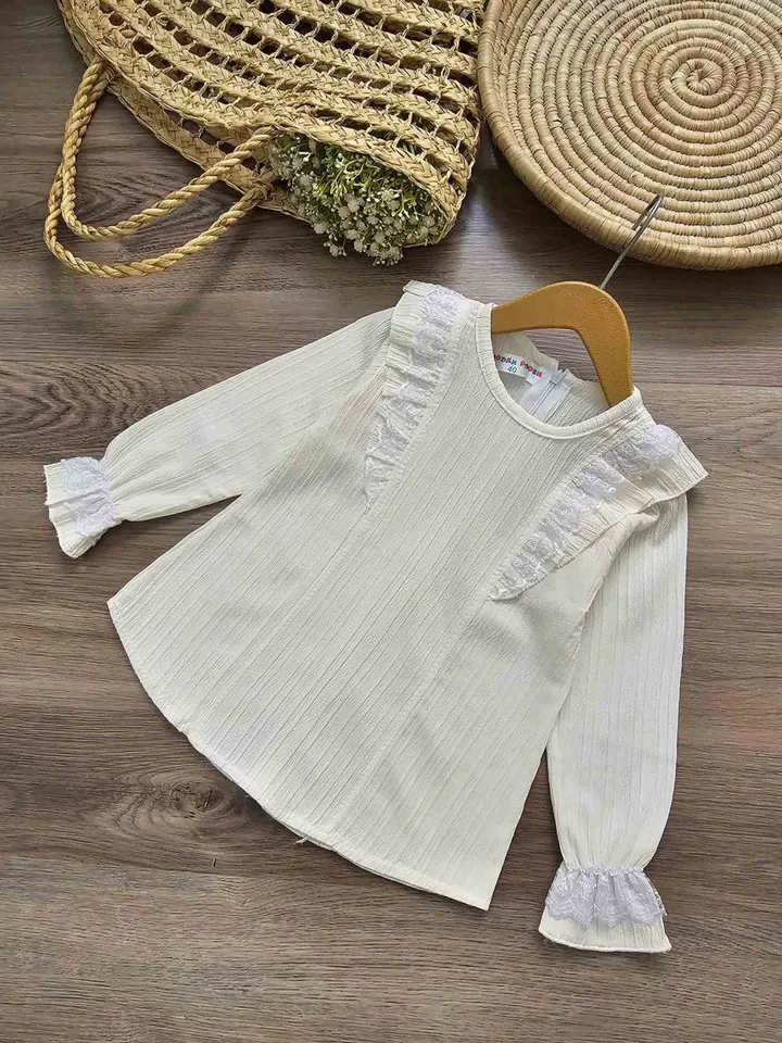 شومیز سفید کاربردی
