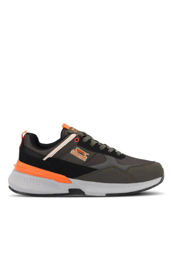 <span class="text-styled__StyledSpan-sc-d280c10c-1 dvOaRP">Slazenger< span>کفش مردانه POSTMAN I Sneaker مشکی   خاکستری تیره