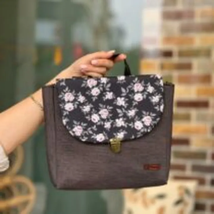 کیف گلدونه طرحدار طوسی گل سفید