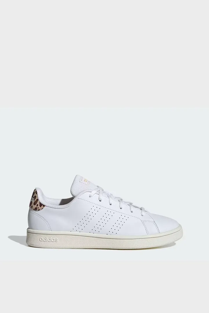 <span class="text-styled__StyledSpan-sc-d280c10c-1 dvOaRP">adidas< span>پایه مزیت