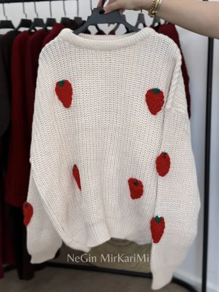 بافت وارداتی توت فرنگی