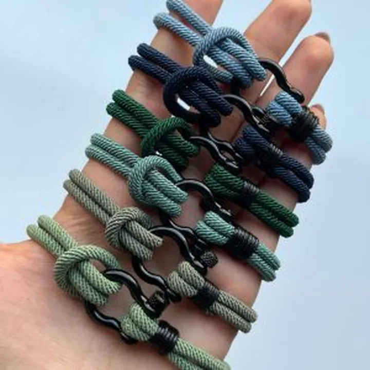 دستبند امگا