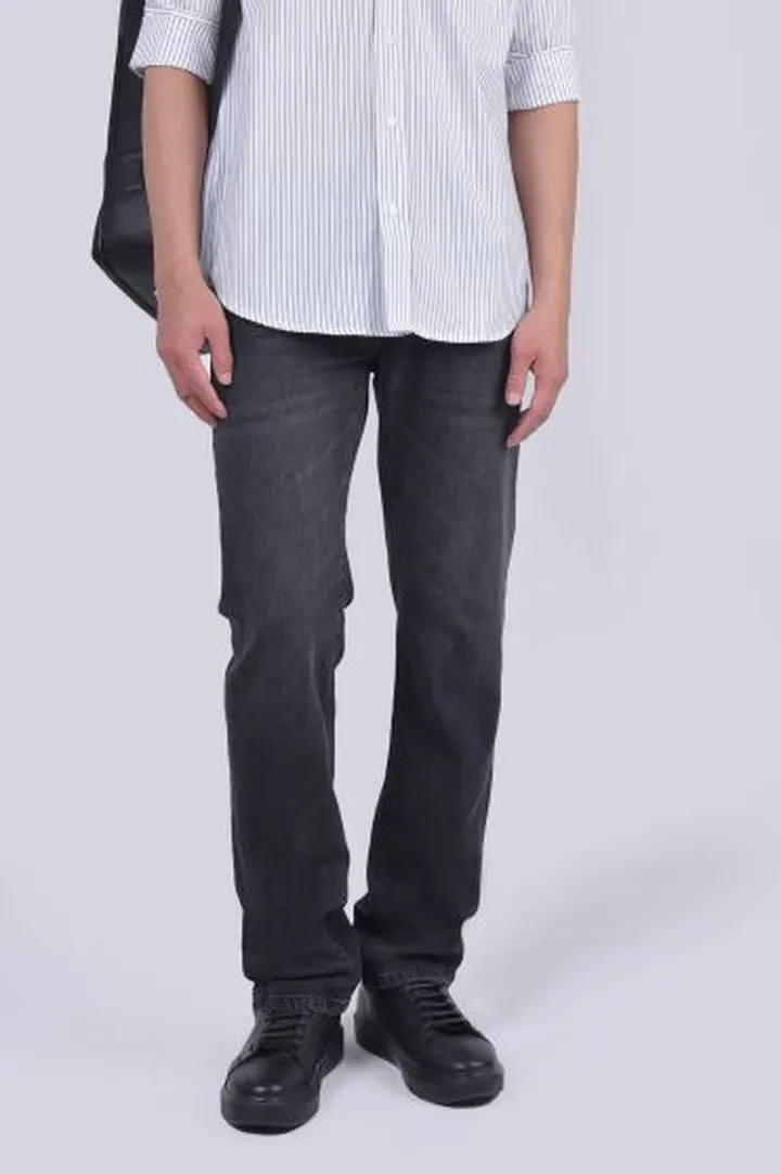 شلوار جین اسلیم