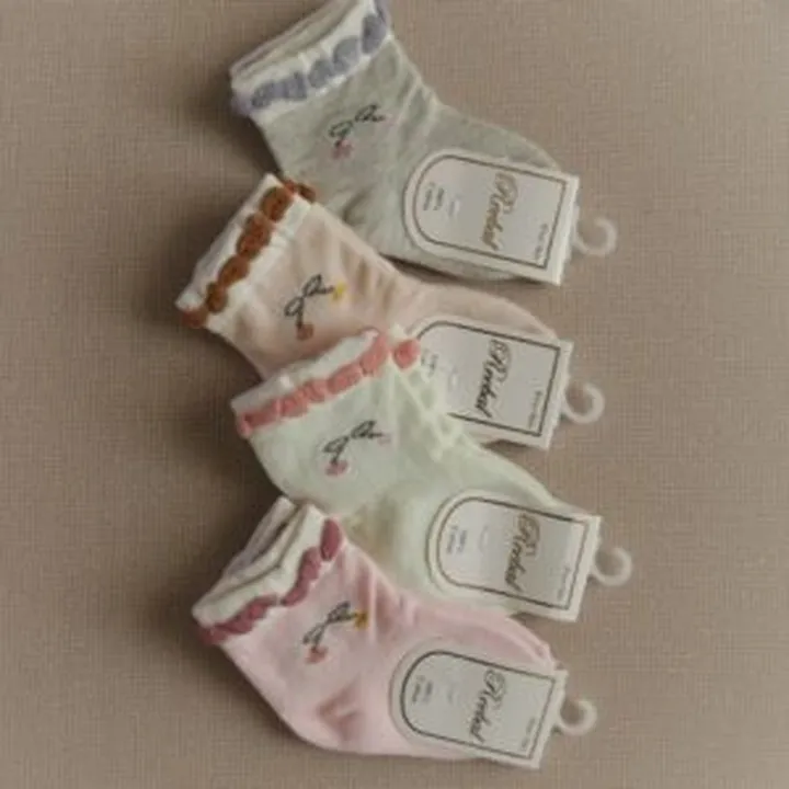 جوراب نیمساق نوزادی