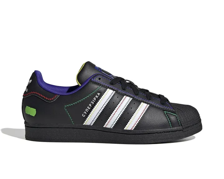 <span class="text-styled__StyledSpan-sc-d280c10c-1 dvOaRP">Adidas< span>کفش های روزانه Superstar X Ks W