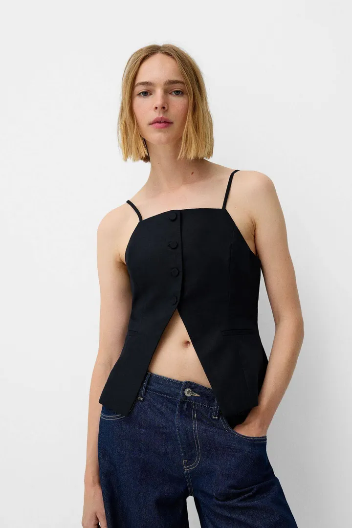 <span class="text-styled__StyledSpan-sc-d280c10c-1 dvOaRP">Bershka< span>جلیقه ترکیبی کتانی با بند