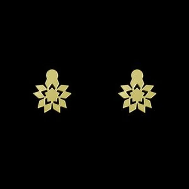 گوشواره طلا 18 عیار زنانه مدوپد مدل گل کد GA1-10126