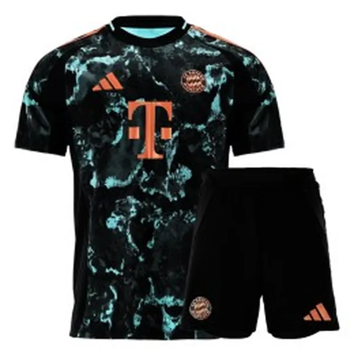 لباس شورت دوم  بایرن مونیخ  Bayern Munich Away 2024-25 Kit