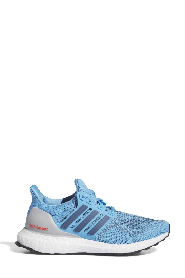 <span class="text-styled__StyledSpan-sc-d280c10c-1 dvOaRP">adidas< span>کفش دویدن پسرانه آبی