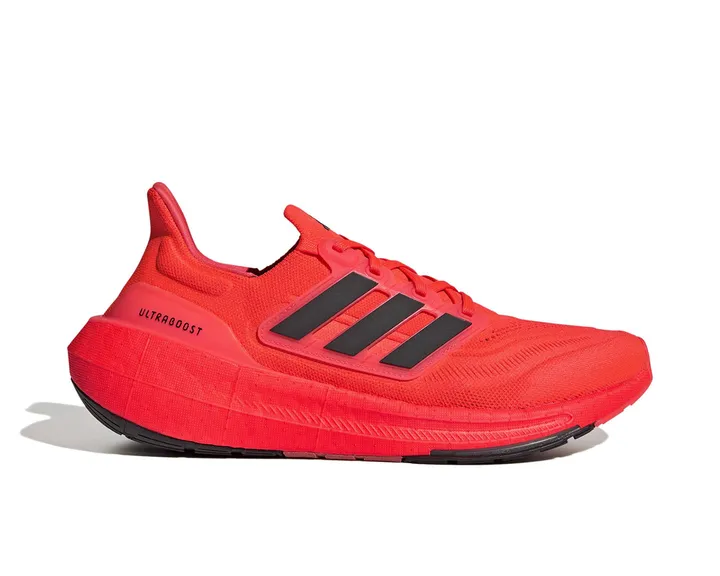 <span class="text-styled__StyledSpan-sc-d280c10c-1 dvOaRP">adidas< span>کفش دویدن Ultraboost Light