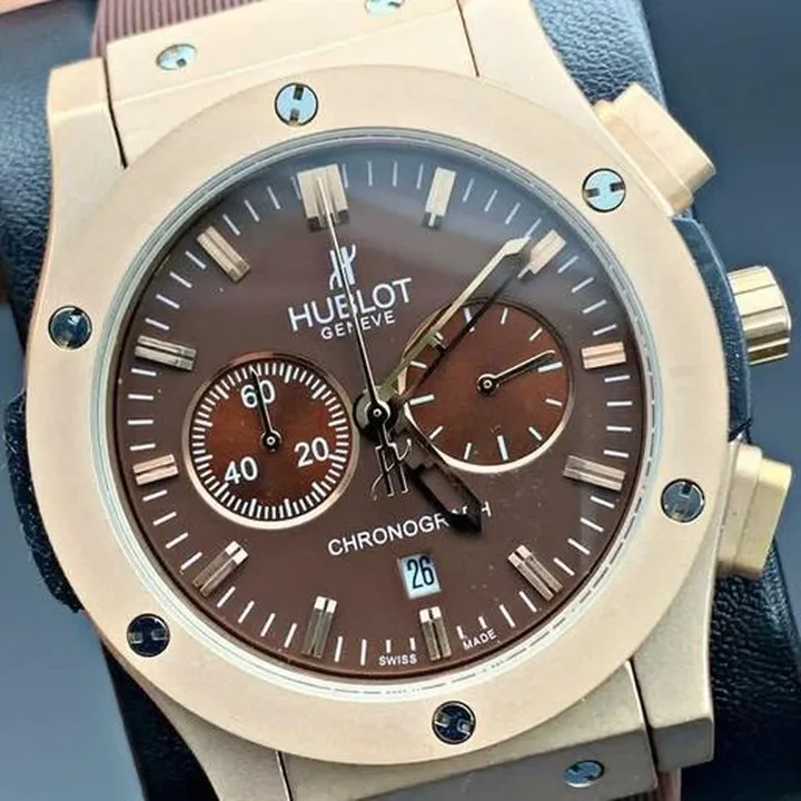 ساعت پسرانه و مردانه اورجینال هابلوت با گارانتی یکساله و کیفیت بالا Hublot 