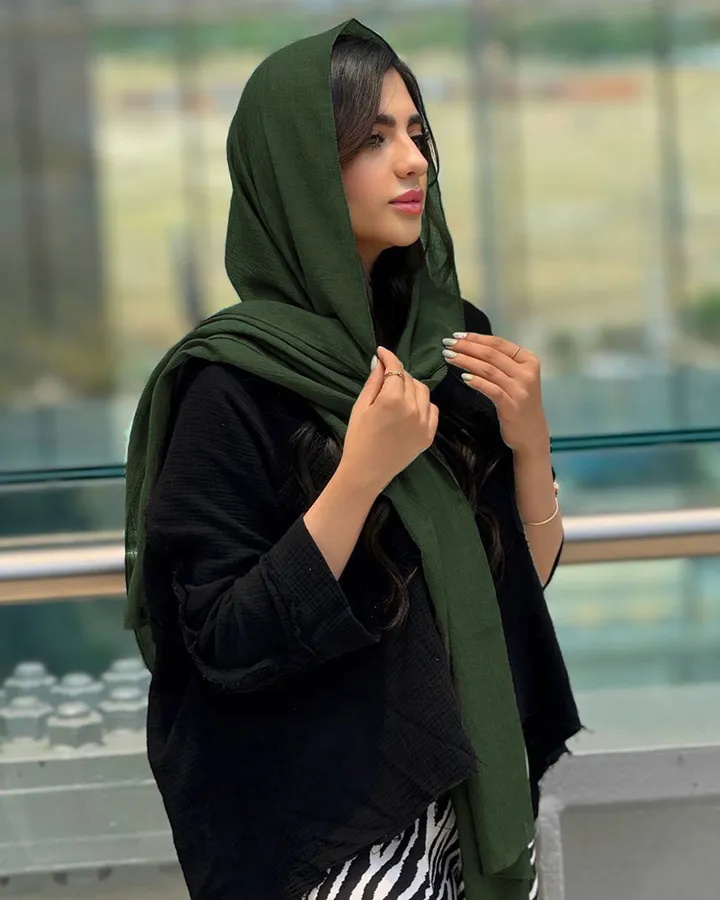 شال کراش ترک زنانه 2895 – زیتونی سیر