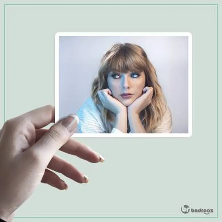 استیکر taylor swift 3