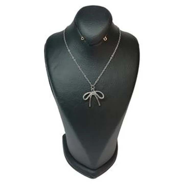 گردنبند زنانه مدل پاپیون z