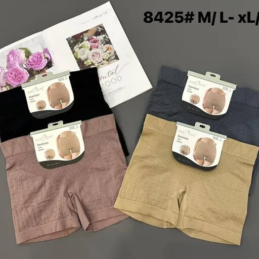 شورت گنی اعلا
فروش عمده 
قیمت جین12تایی 1050
سایزبندی m l xl  xxl