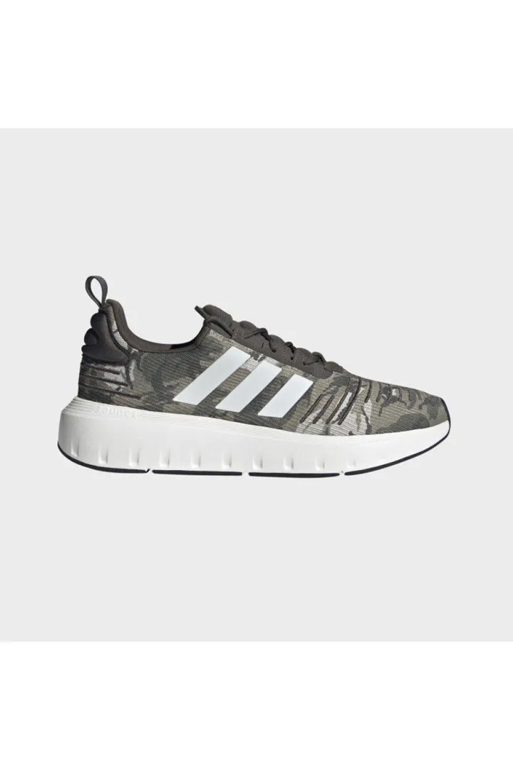 <span class="text-styled__StyledSpan-sc-d280c10c-1 dvOaRP">adidas< span>SWIFT RUN 23 SHAOLI CWHITE OLISTR