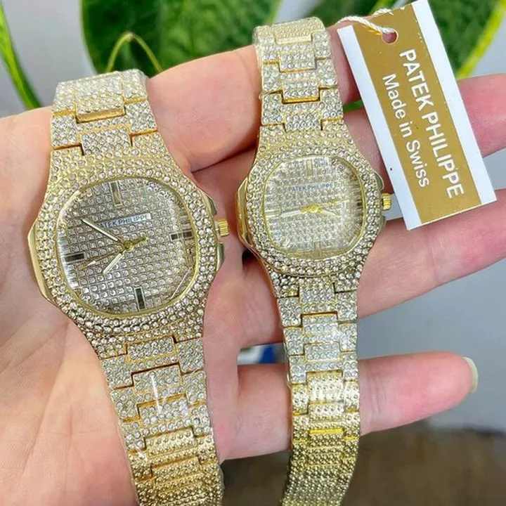 ساعت پتک فیلیپ Patek philippe دیاموند نگینی با جعبه و ارسال رایگان ساخت سوئیس کیفیت تضمینی 