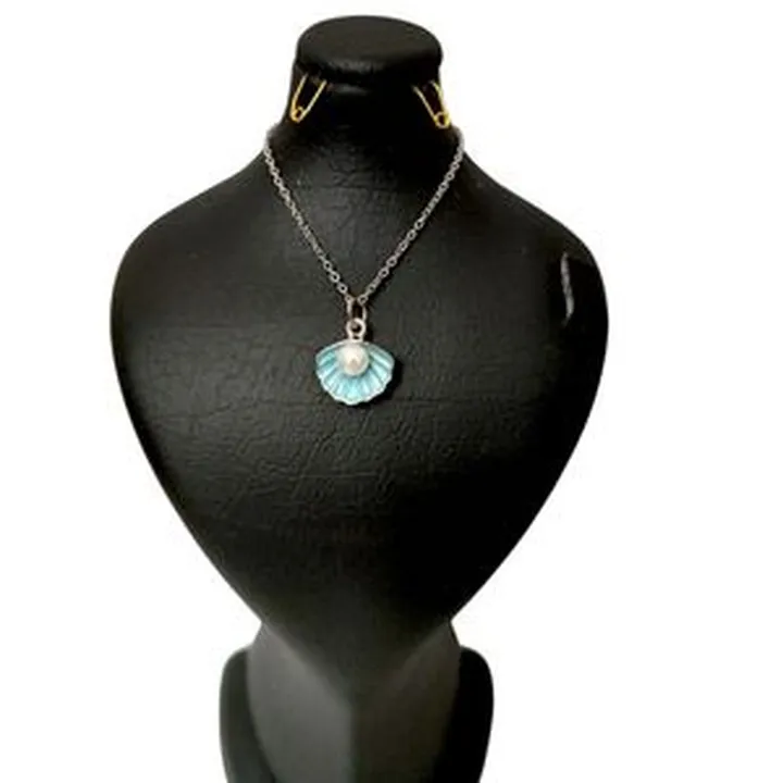 گردنبند زنانه مدل صدف مروارید دار