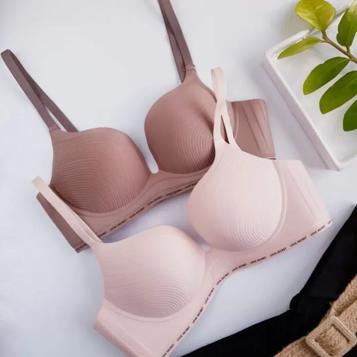 سوتین مانکنی کد ۶۸۳۸