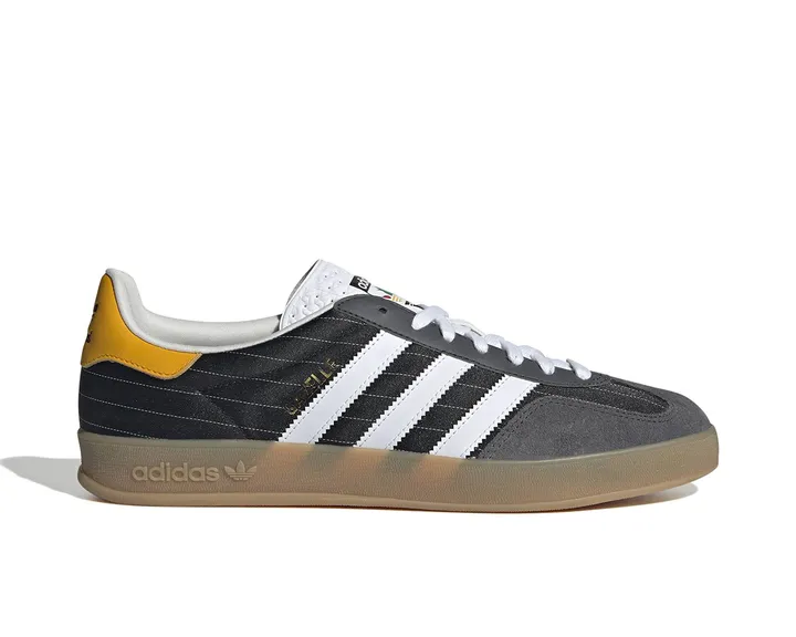 <span class="text-styled__StyledSpan-sc-d280c10c-1 dvOaRP">Adidas< span>کفش های روزانه Adidas Gazelle Indoor