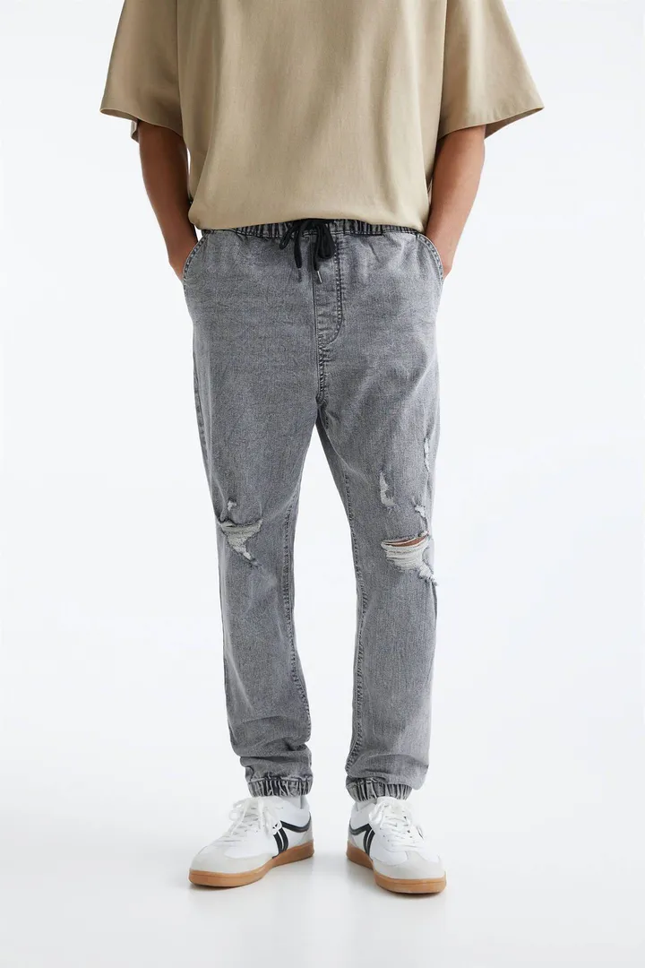 <span class="text-styled__StyledSpan-sc-d280c10c-1 dvOaRP">Pull & Bear< span>شلوار جین مضطرب