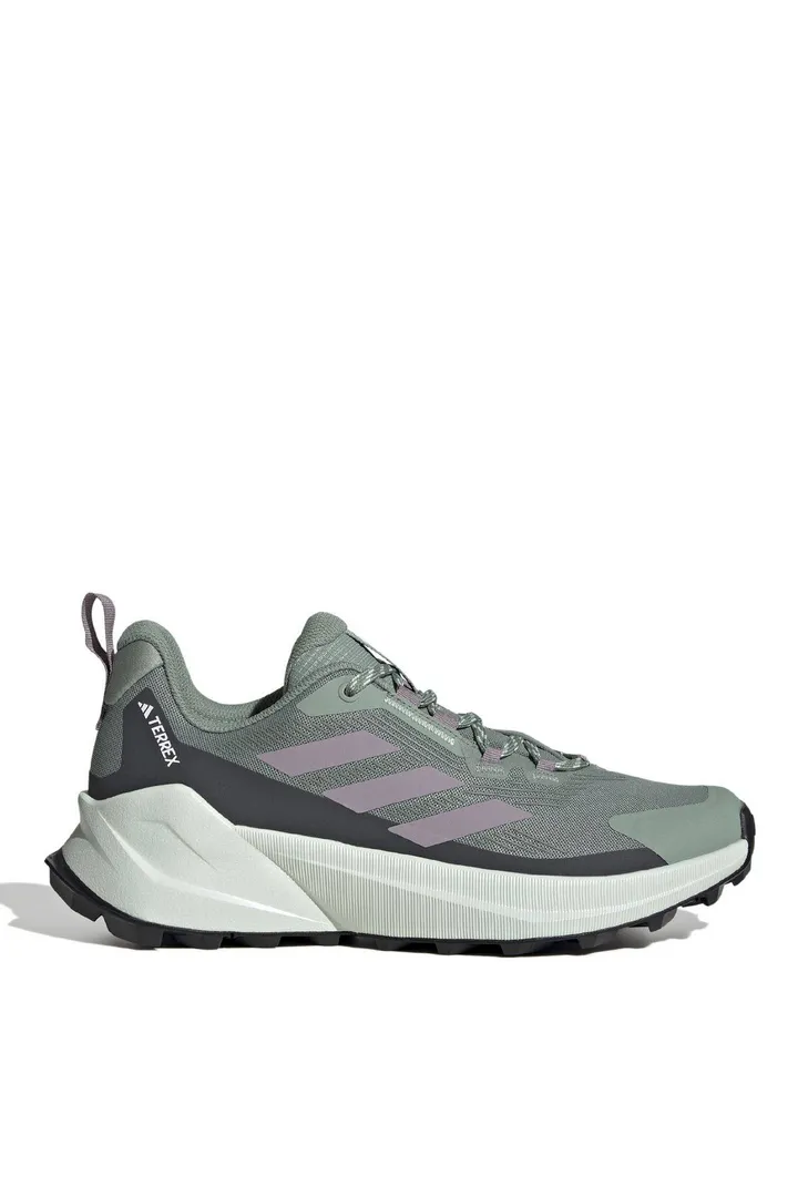 <span class="text-styled__StyledSpan-sc-d280c10c-1 dvOaRP">adidas< span>کفش بیرونی زنانه سبز IE5152 TERREX