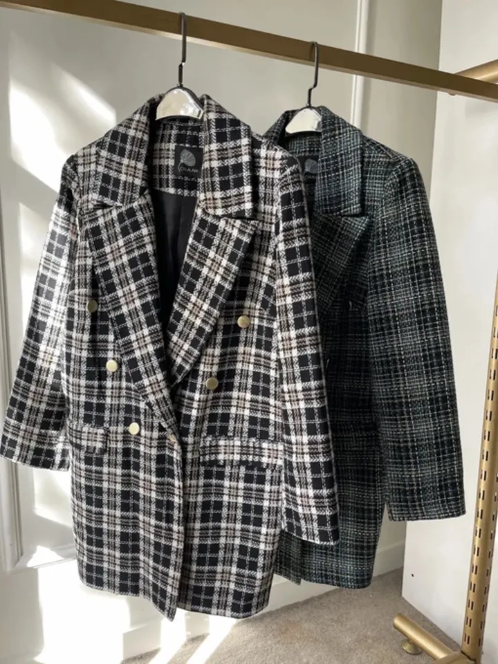 کت شانل کرم